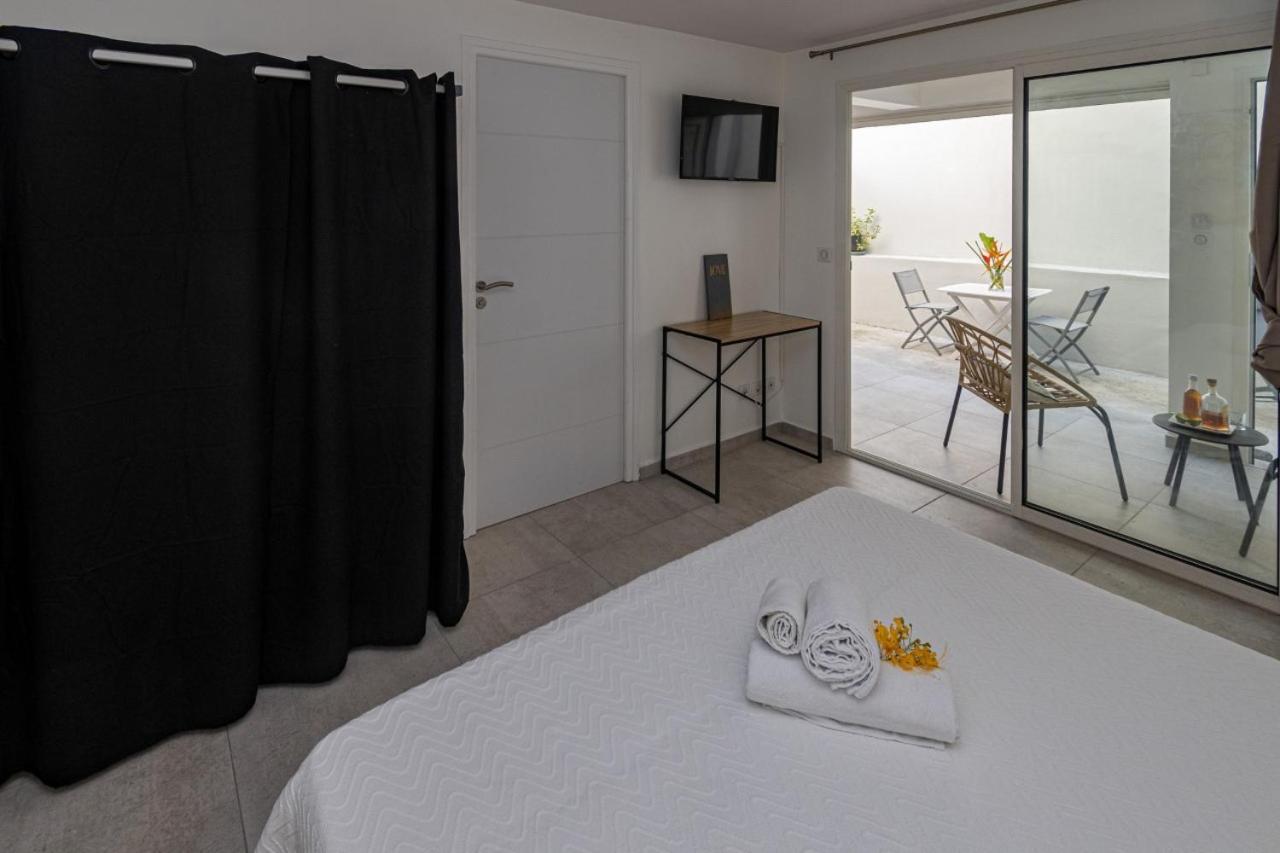 Ilet Jade Appartement Le Gosier  Buitenkant foto