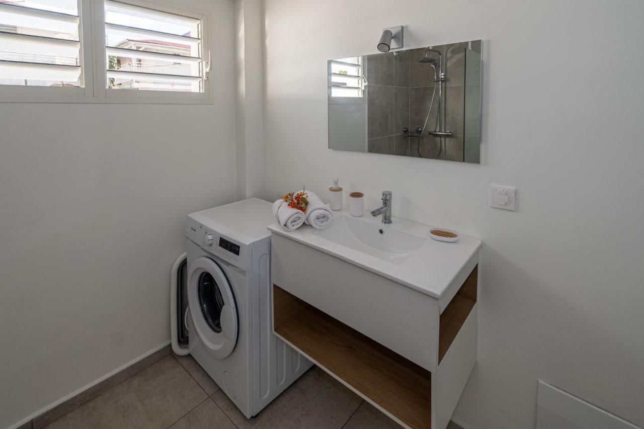 Ilet Jade Appartement Le Gosier  Buitenkant foto