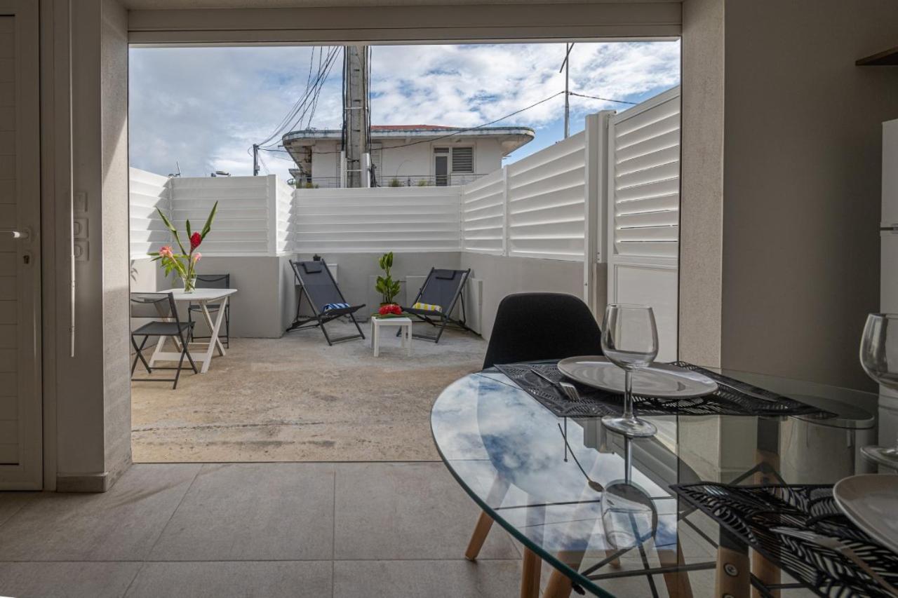 Ilet Jade Appartement Le Gosier  Buitenkant foto